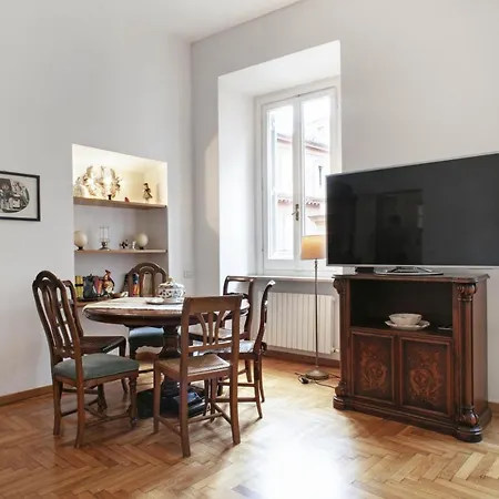 Apartament Trevi Fountain *