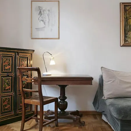 Trevi Fountain Apartment *